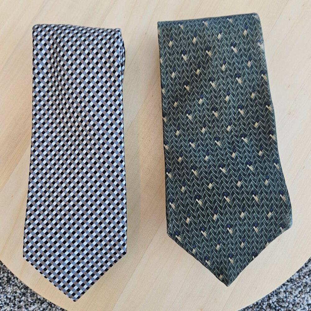 Lot of two Mens 100% Silk ties, Dockers Khakies and Corsini Sevenfold Collectio